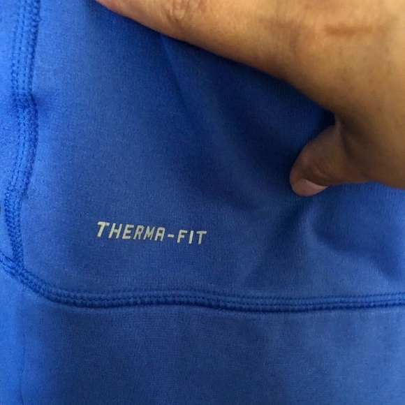 Nike Blue therma fit hoodie with thumb holes Men Medium - Picture 6 of 7